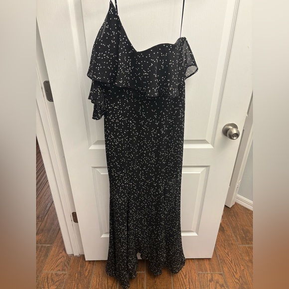 Keepsake Embrace Me Black Polka Dot One-Shoulder Maxi Dress - Picture 5 of 12